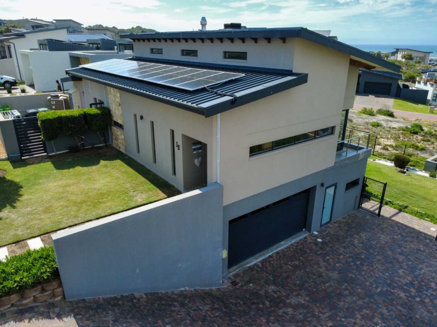 5 Bedroom Property for Sale in Stilbaai Oos Western Cape